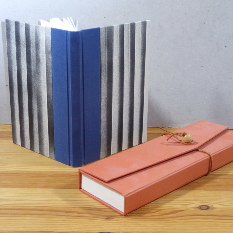 Buchbindewerkstatt: Bücher und Schachteln – für Erwachsene und Jugendliche ab 12 Jahren