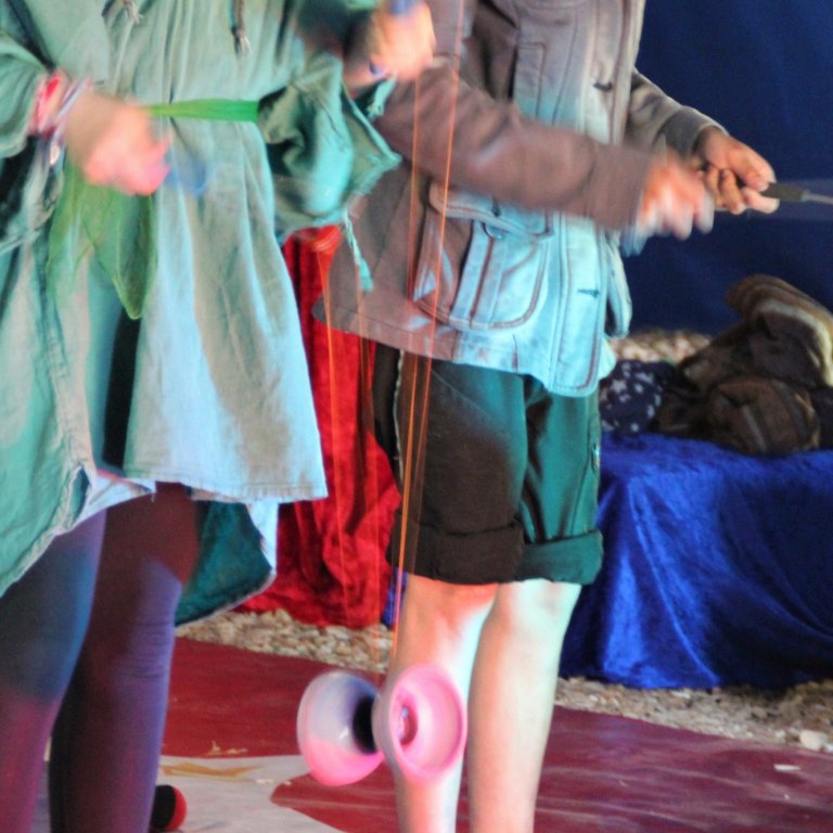 Zirkus, Tanz und Theater