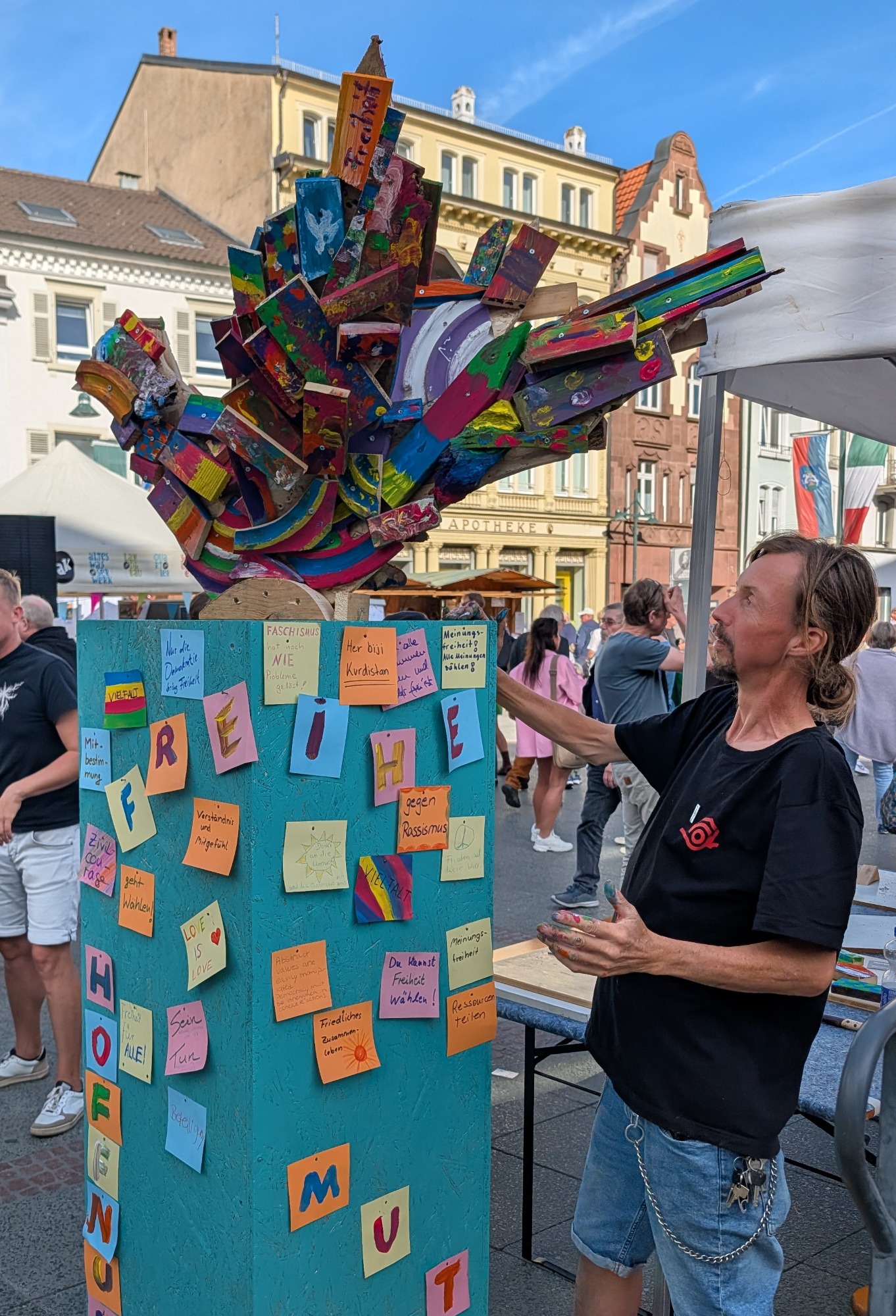Bunte Lerche für die Demokratie